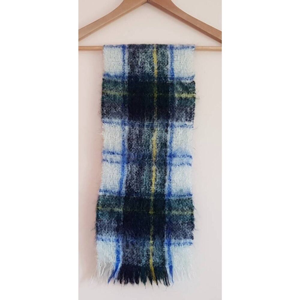 Vintage Glentana Scotland Mohair Wool Shawl Scarf 72x17 Fringe Gordon Tartan - Picture 3 of 7